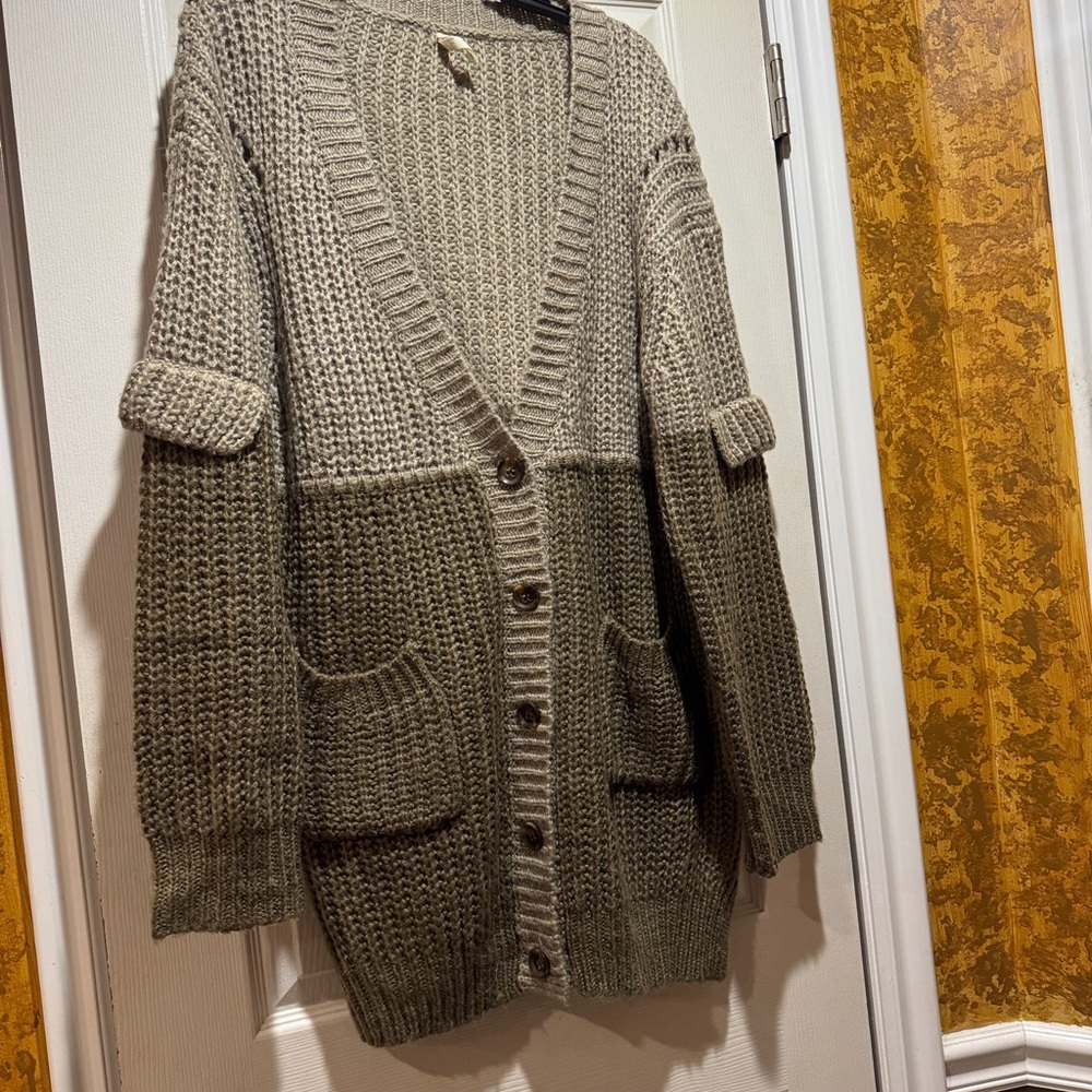 POL Two-Tone Knit Cardigan Sweater
